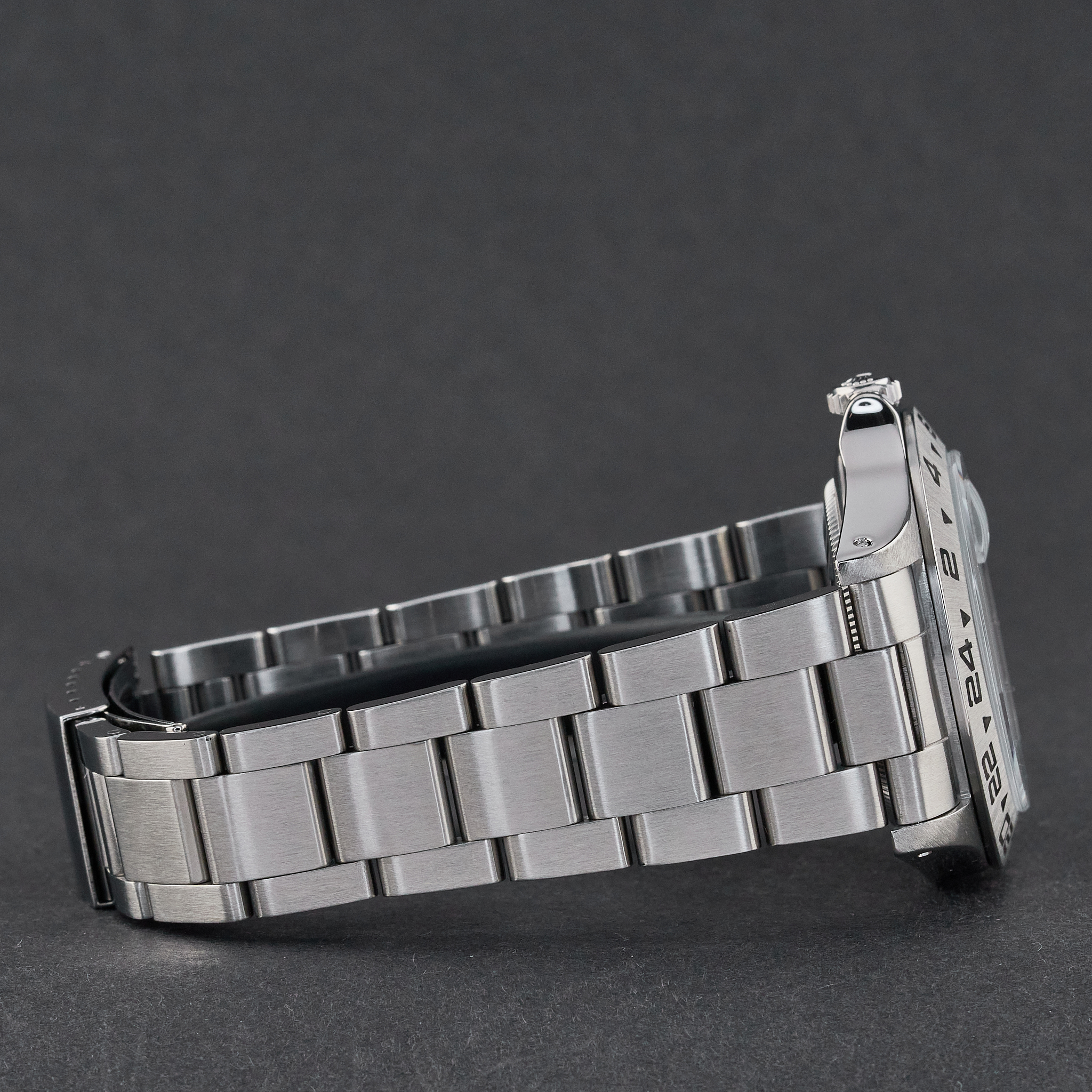 Rolex Explorer II, 40mm, 1984, 1y warranty, Fullset, ref. 16550, Steel, Rail Spider Black dial, Serviced